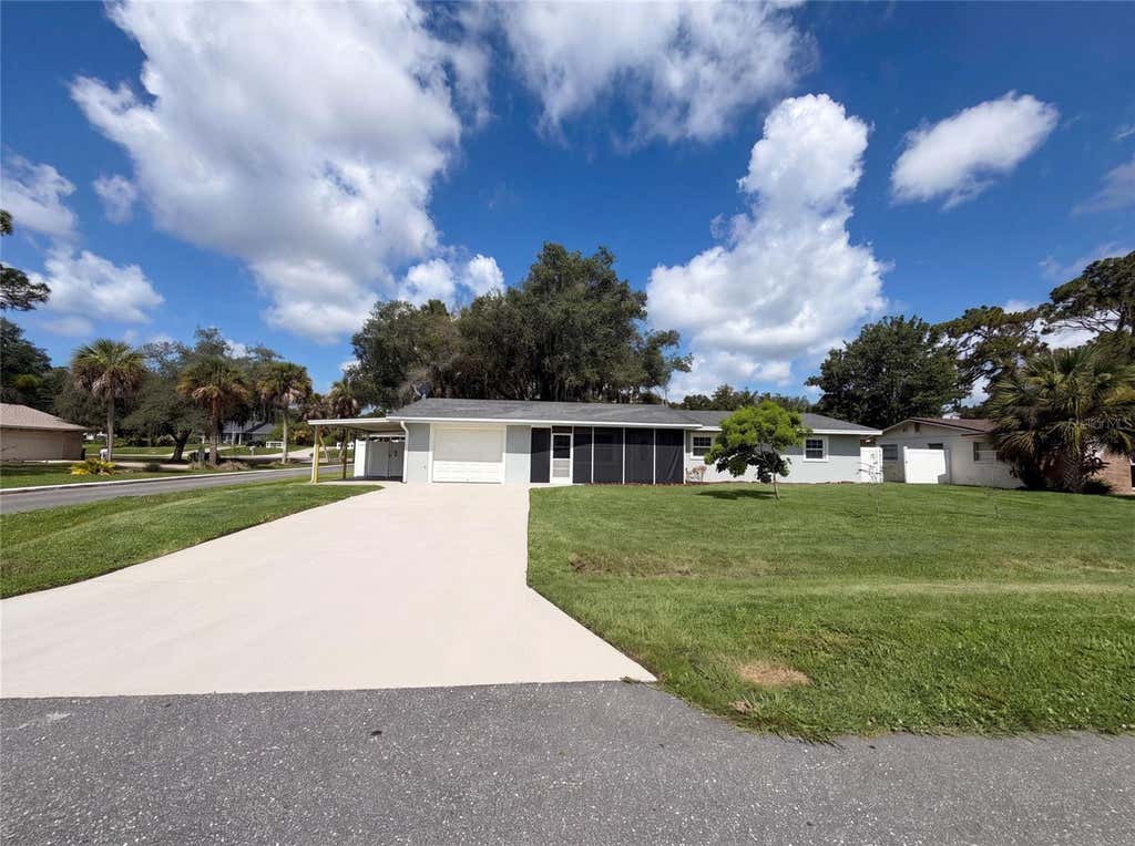 Photo of 1823 Lori Lane W, Lakeland, FL 33801 (MLS # O6423651)