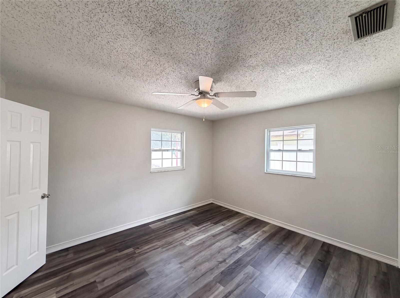 1823 LORI LANE W
