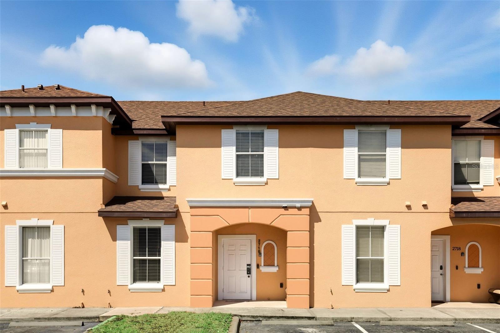 REGAL OAKS AT OLD TOWN - Residential