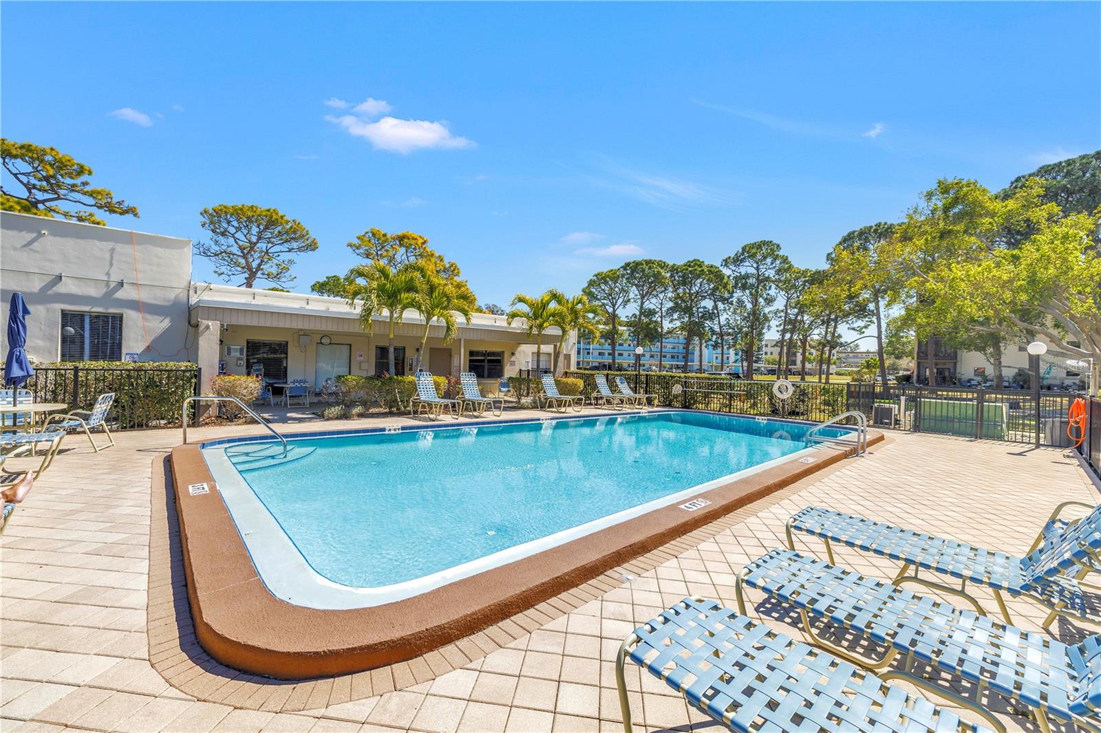 TERRACE PARK OF FIVE TOWNS - Residential