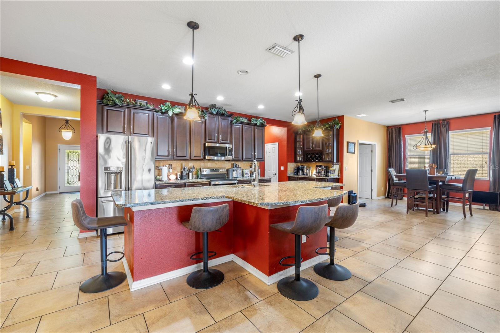 BAHIA LAKES PH 4 - Residential