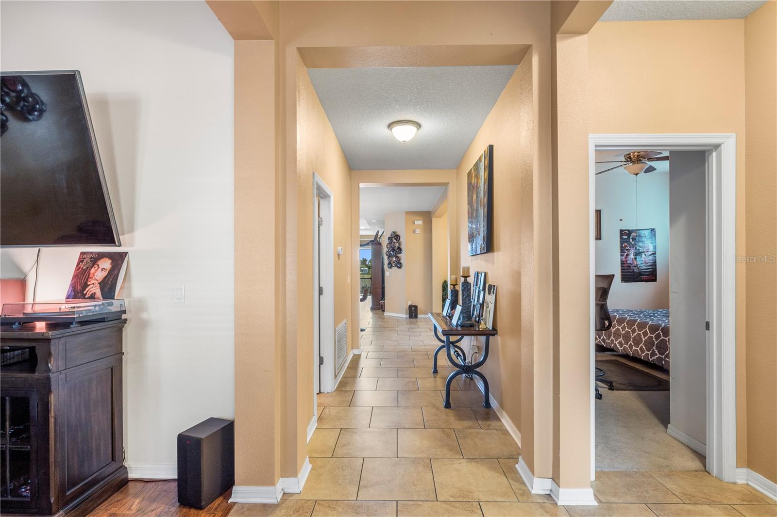 BAHIA LAKES PH 4 - Residential