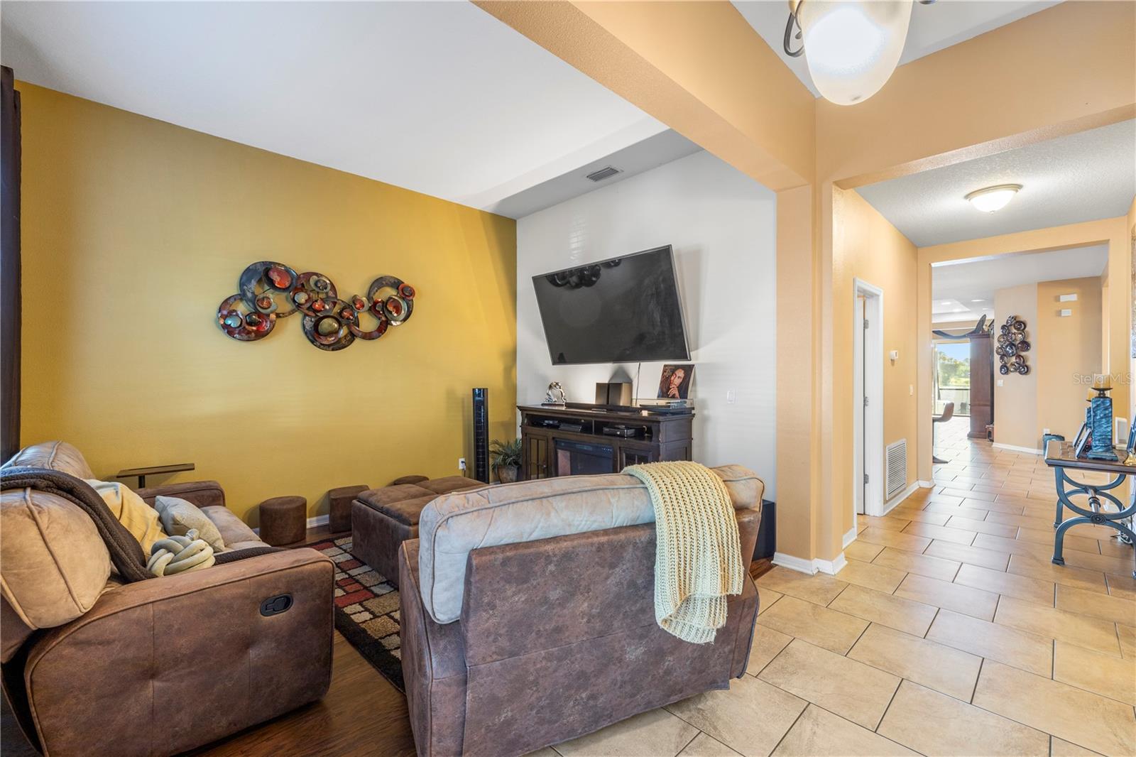 BAHIA LAKES PH 4 - Residential