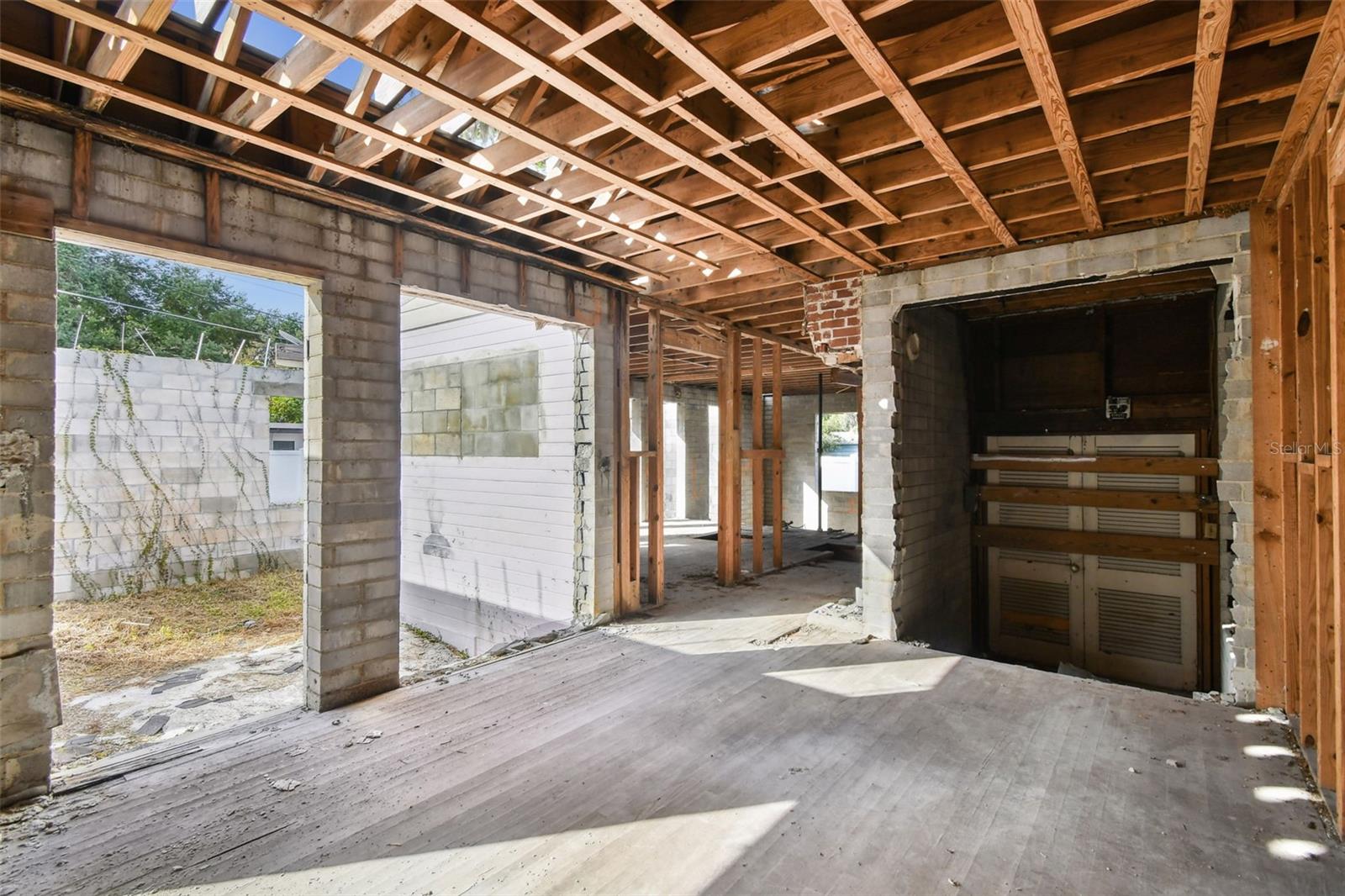 LAKE SUE PARK - Residential