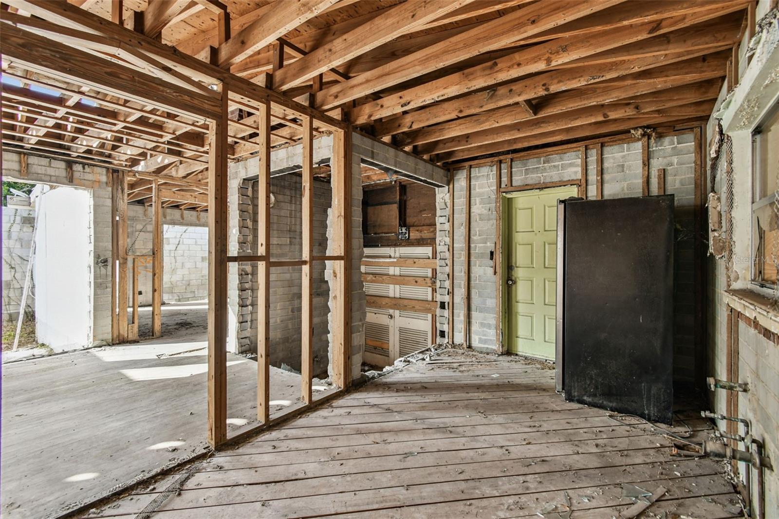 LAKE SUE PARK - Residential