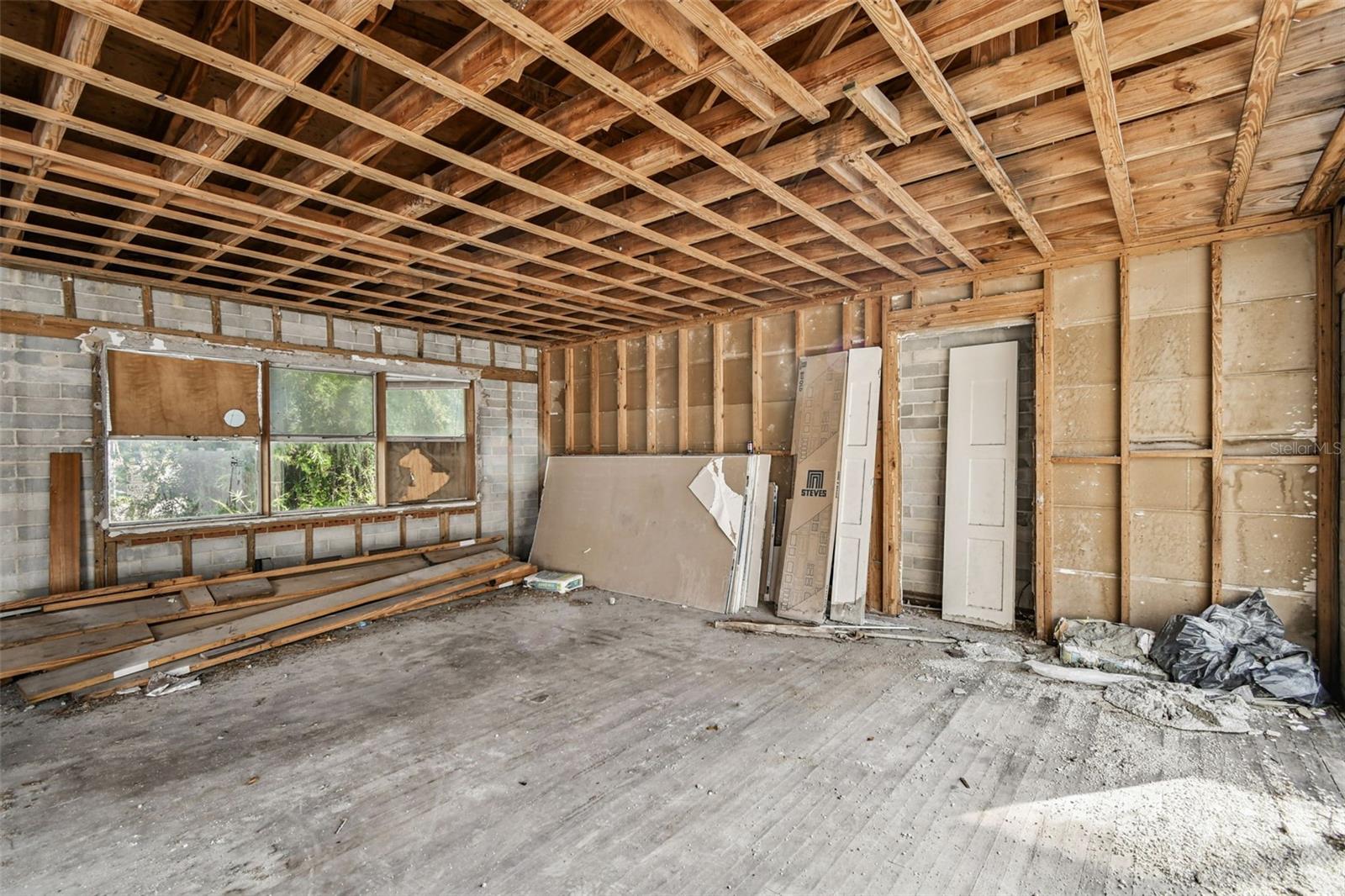 LAKE SUE PARK - Residential