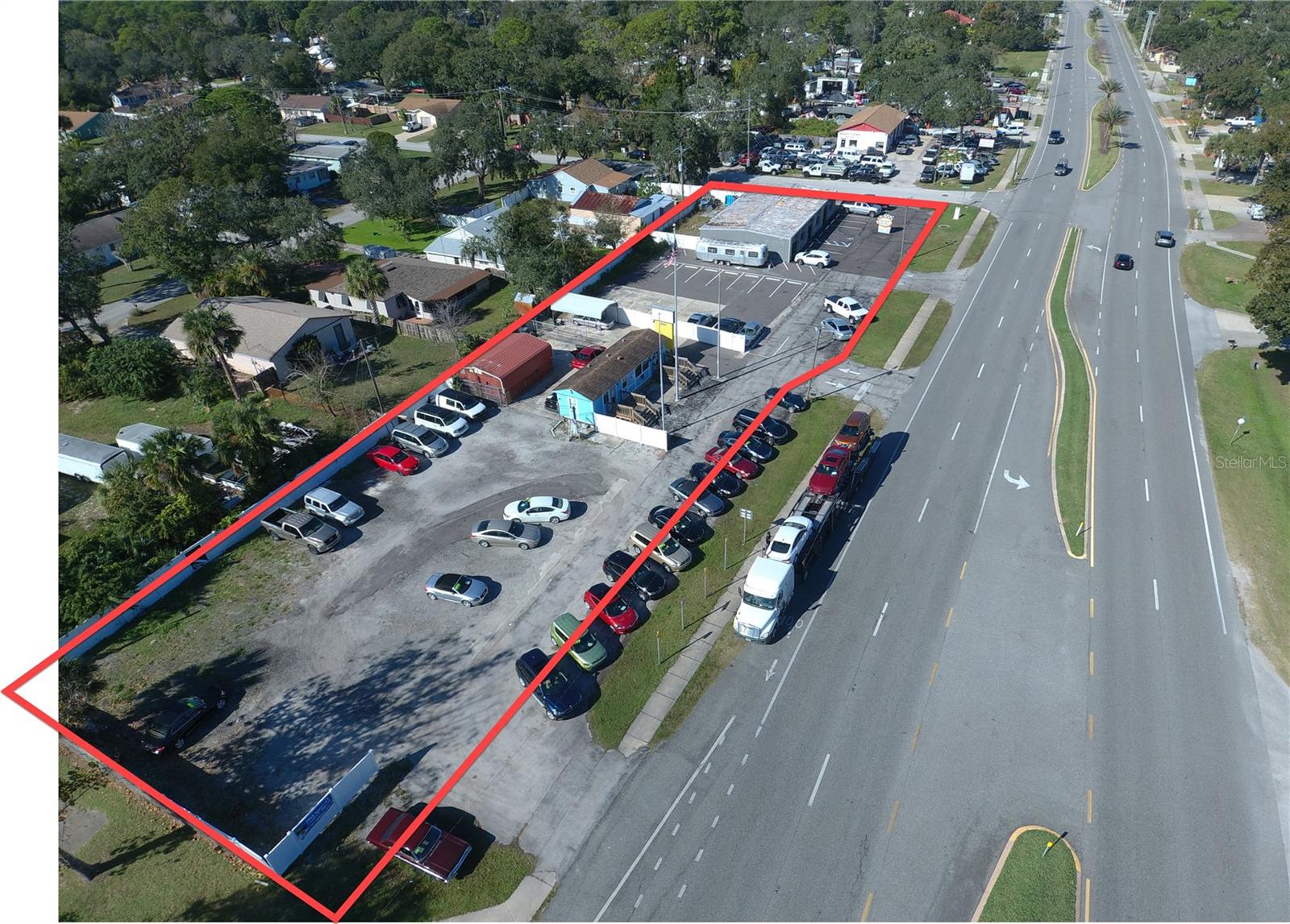 BAYWOOD - Commercial Sale