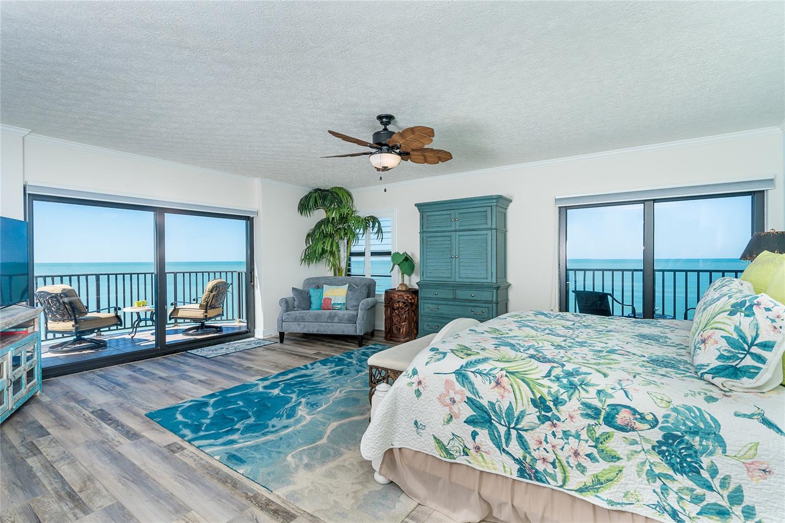 GULF BREEZE CONDO - Residential