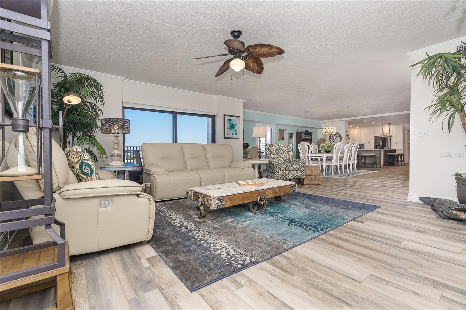 GULF BREEZE CONDO - Residential