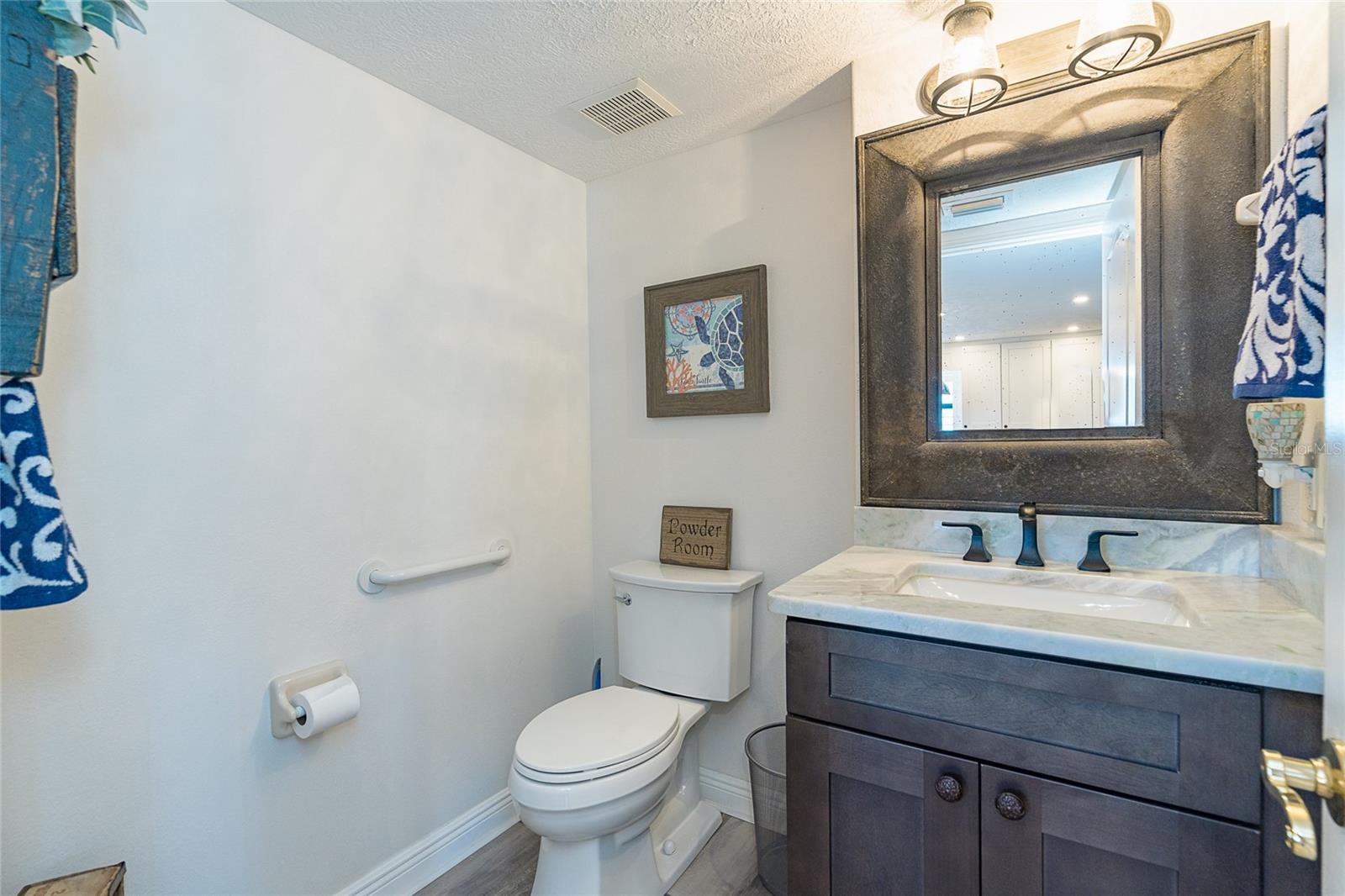 GULF BREEZE CONDO - Residential