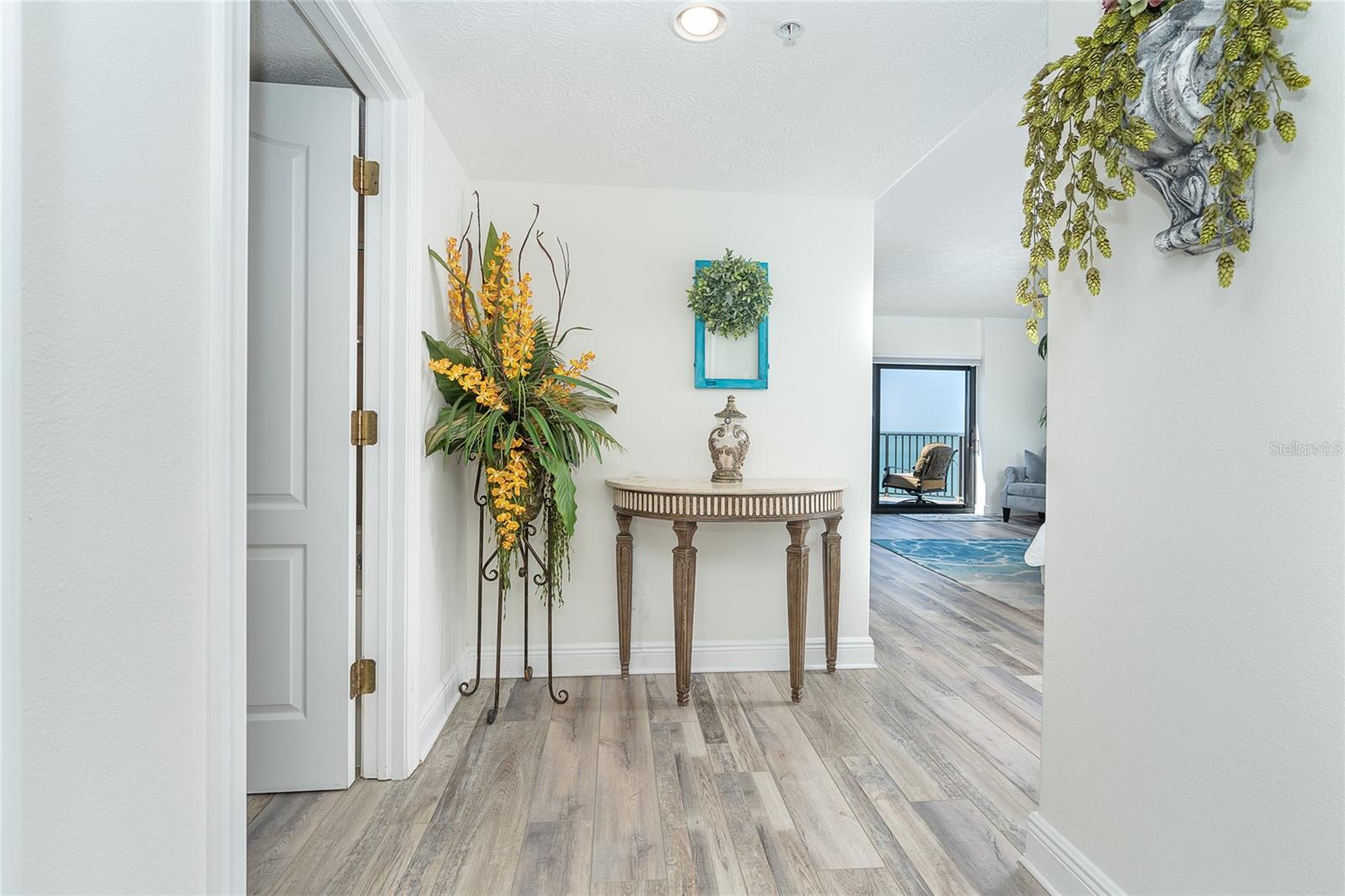 GULF BREEZE CONDO - Residential