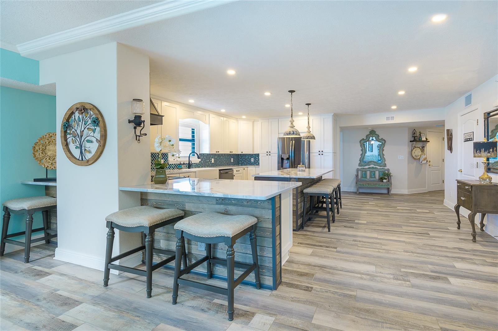 GULF BREEZE CONDO - Residential