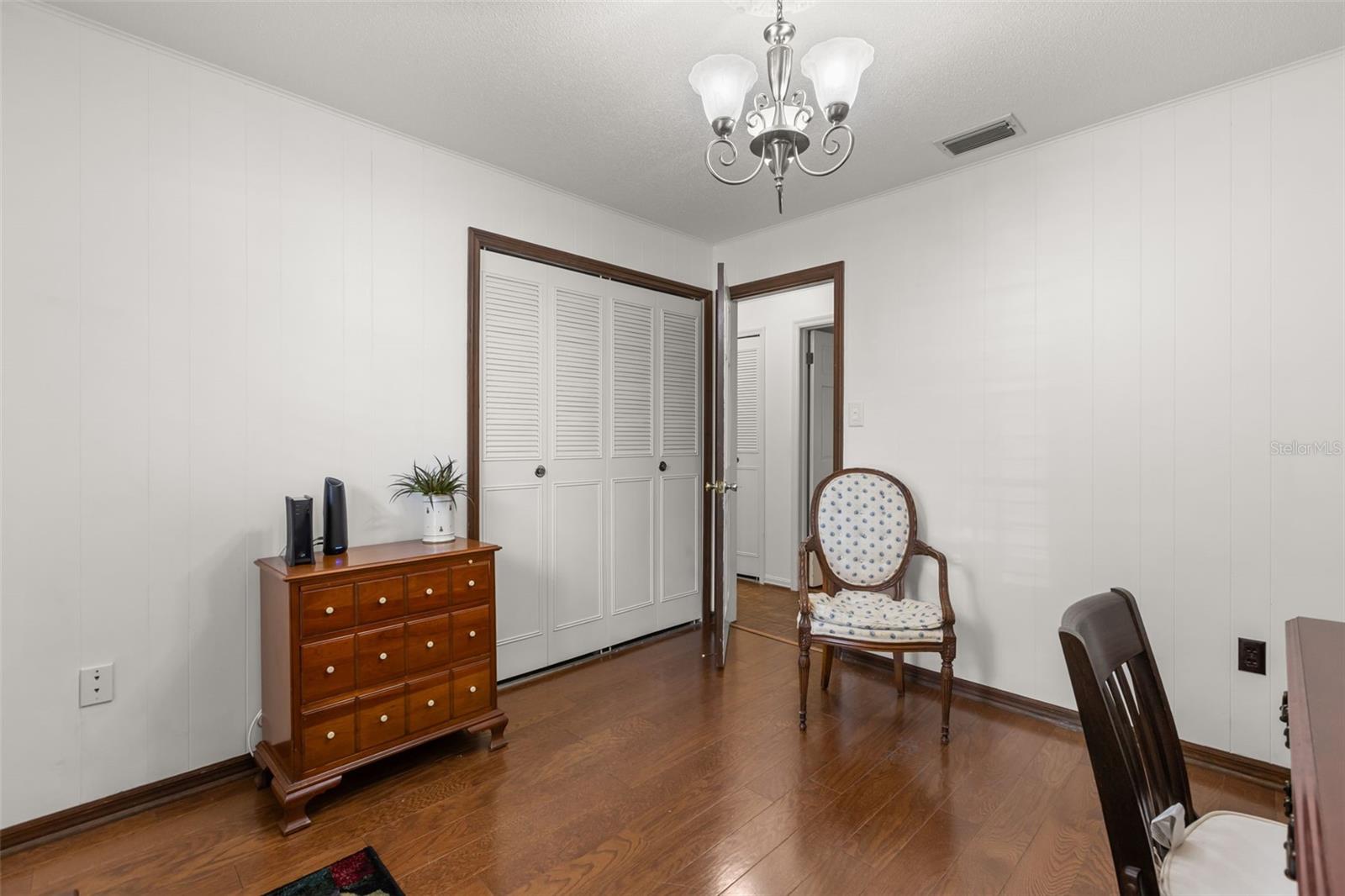 LA FLORESTA UNIT 2 - Residential