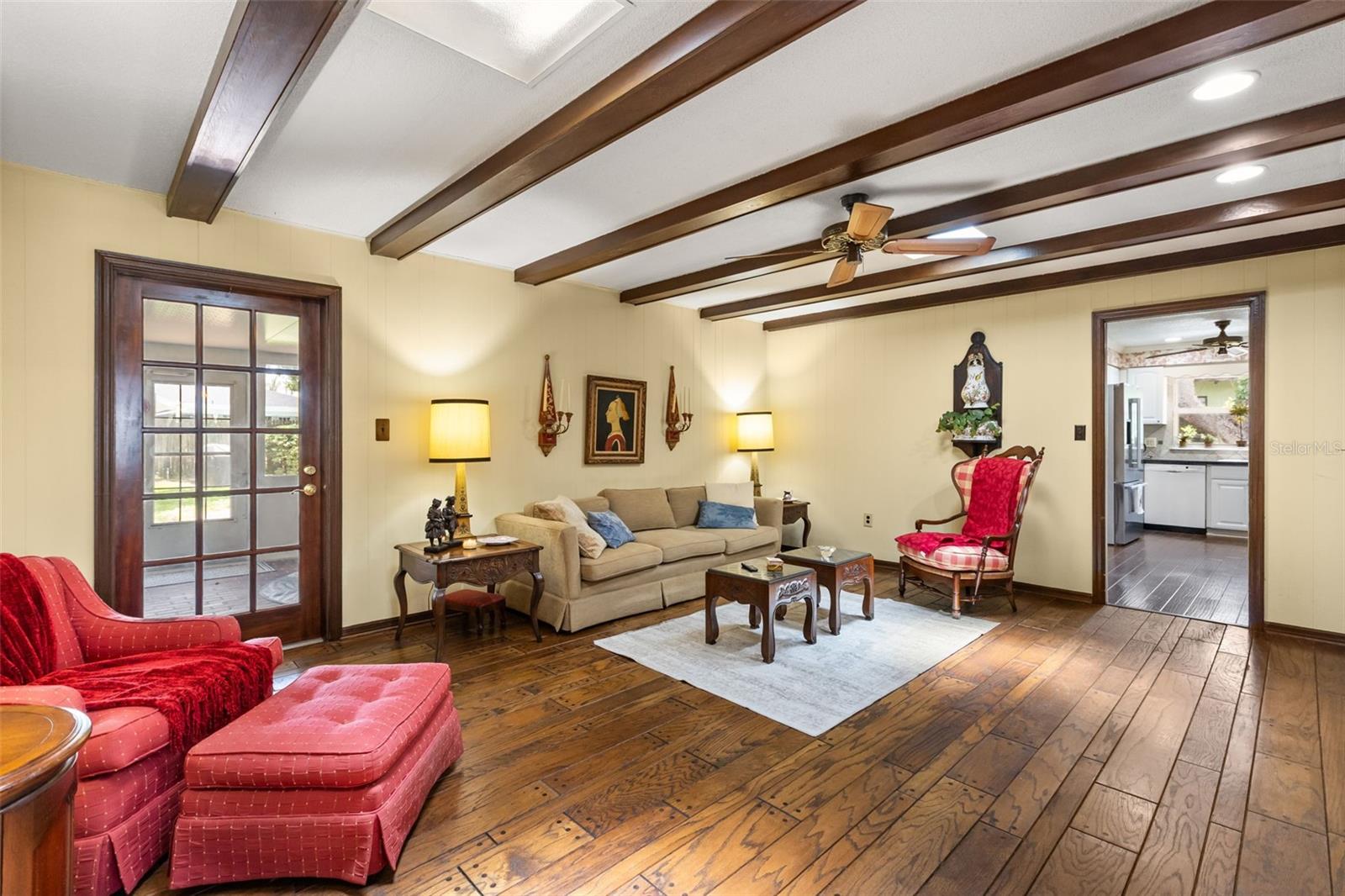 LA FLORESTA UNIT 2 - Residential
