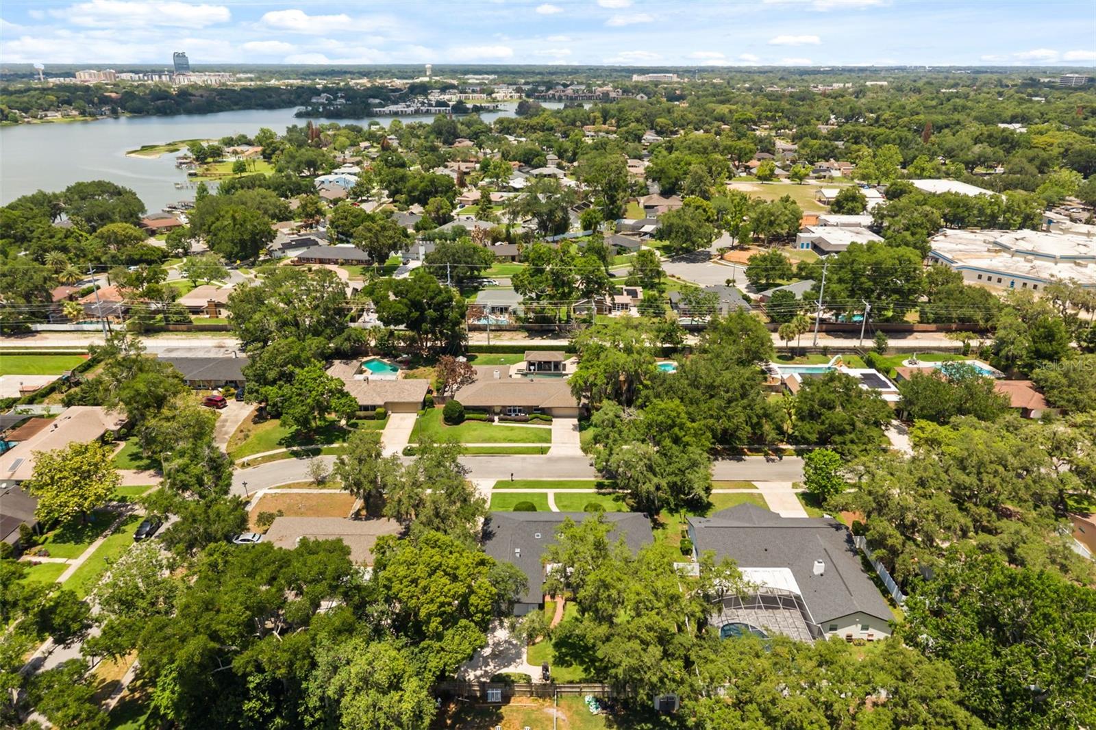 LA FLORESTA UNIT 2 - Residential