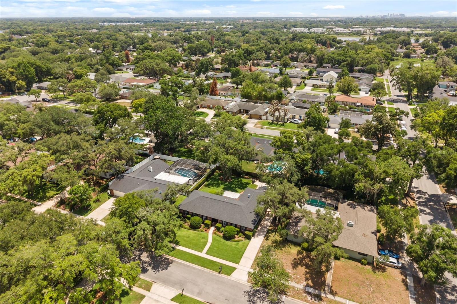 LA FLORESTA UNIT 2 - Residential