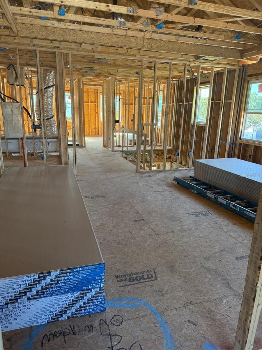 MAC DILL HEIGHTS - Residential