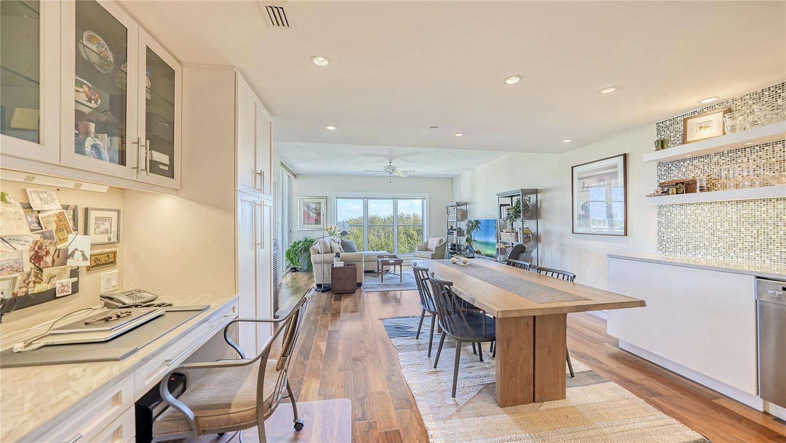 MARINA BAY - Residential