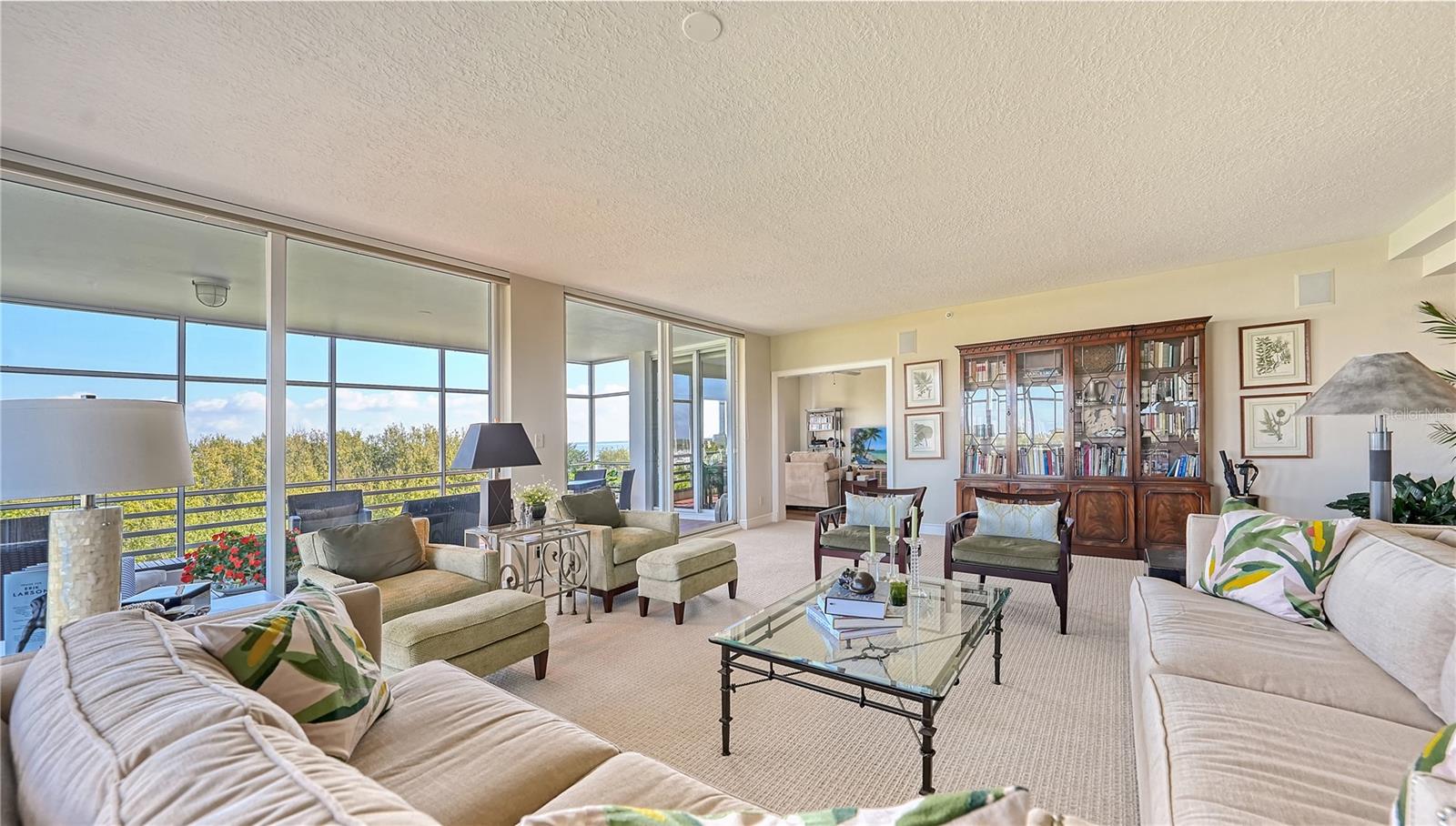 MARINA BAY - Residential