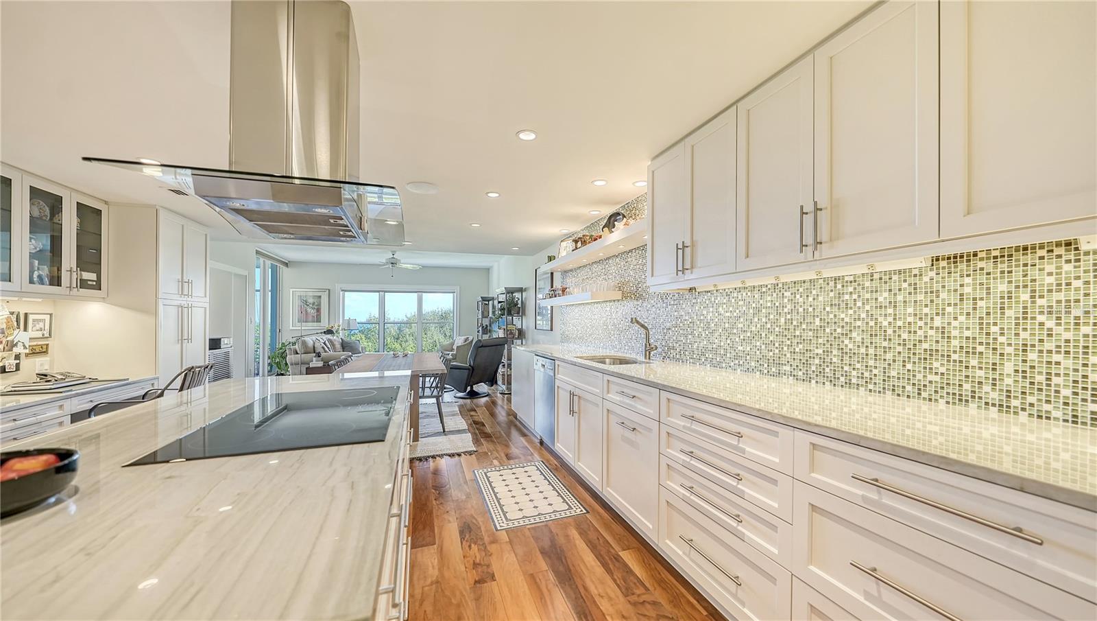 MARINA BAY - Residential