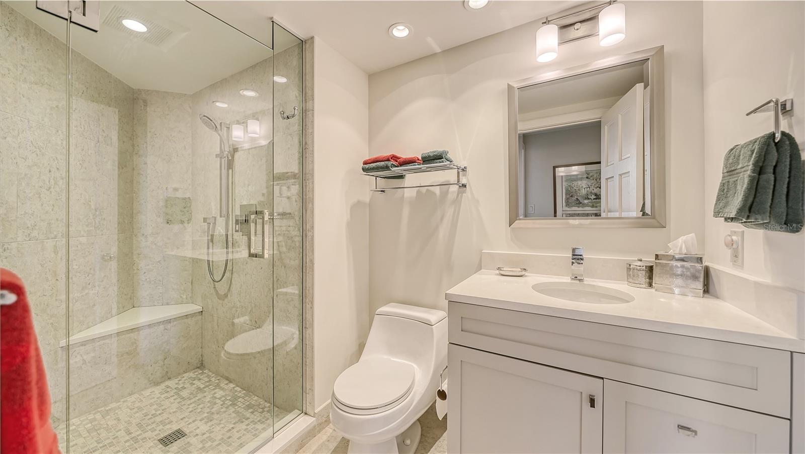 MARINA BAY - Residential