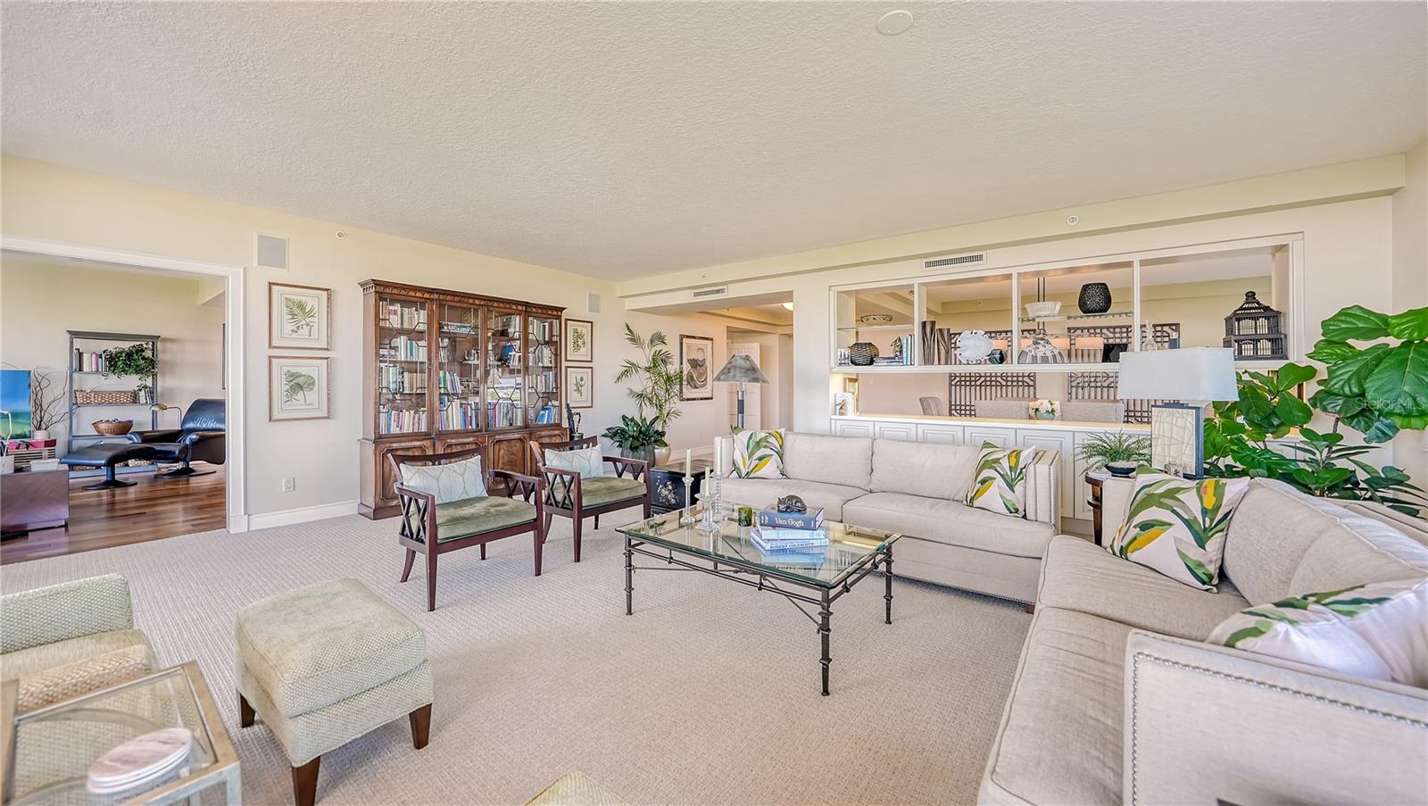 MARINA BAY - Residential