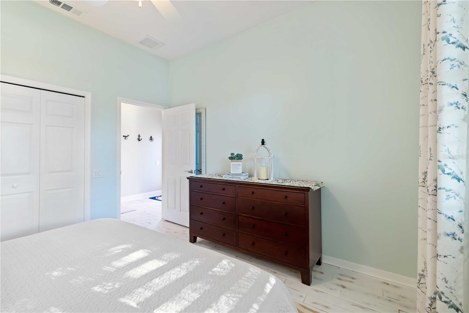 RIVERDALE REV - Residential