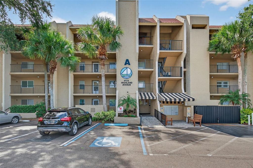 Photo of 90 S Highland Avenue #304, Tarpon Springs, FL 34689 (MLS # TB8460218)