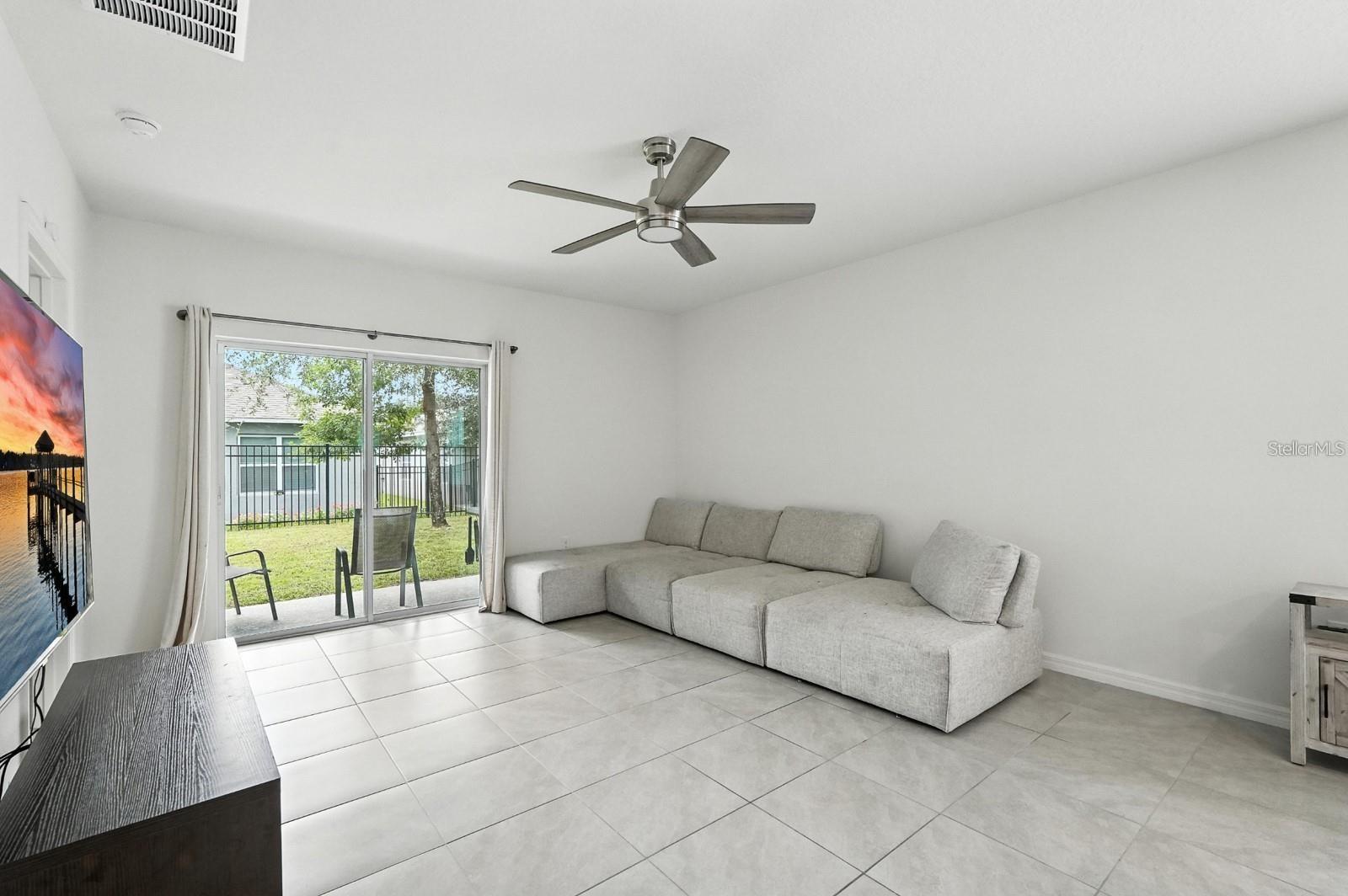 VICTORIA OAKS PH A - Residential