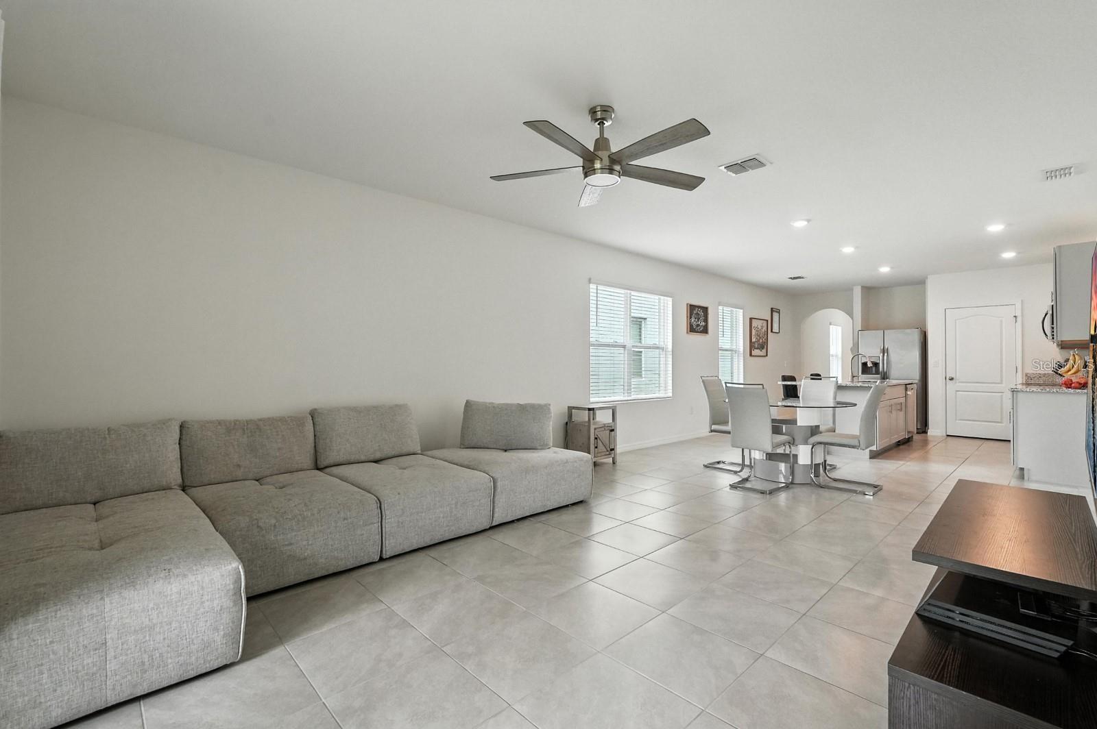 VICTORIA OAKS PH A - Residential