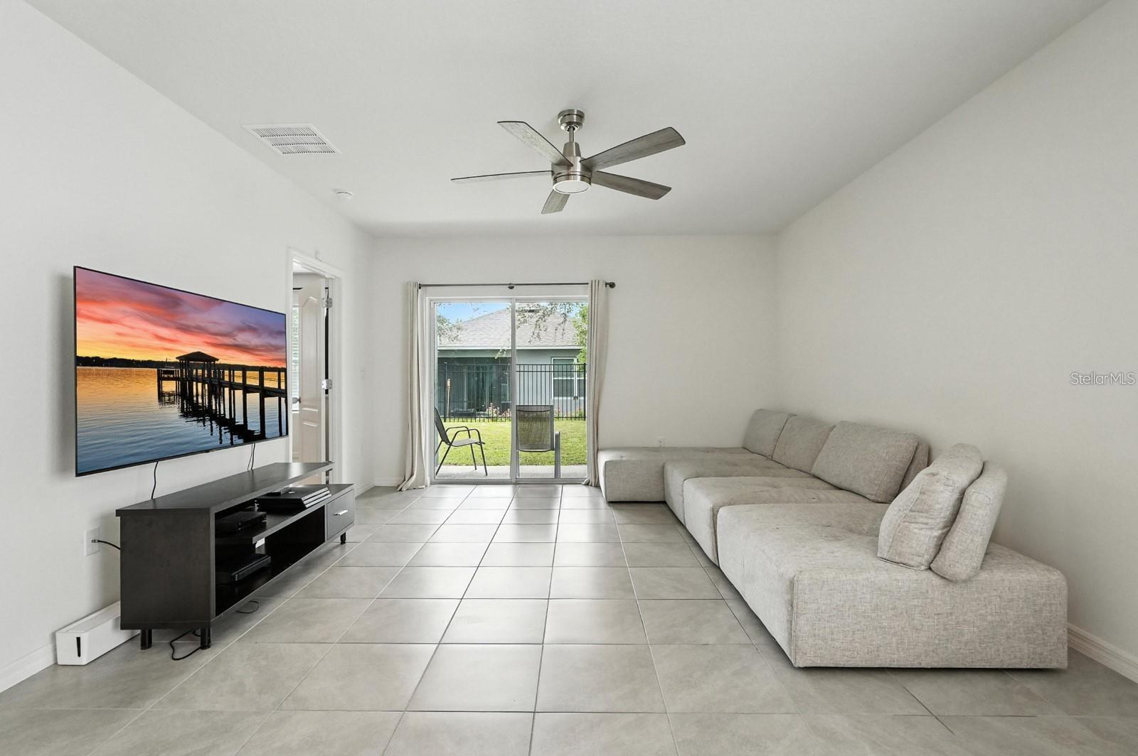 VICTORIA OAKS PH A - Residential