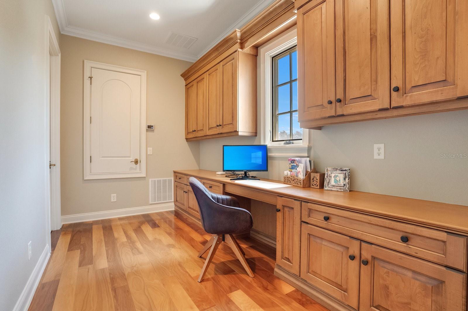 BALDWIN PARK - Residential