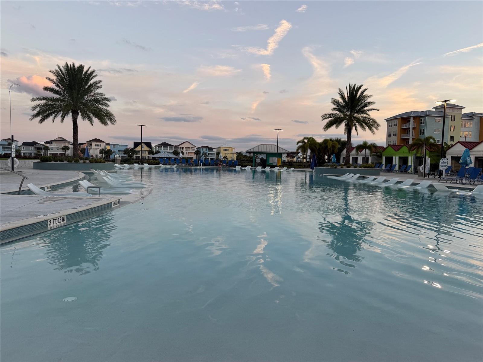 SUNSET WALK HOTEL CONDO PH 1 - Residential