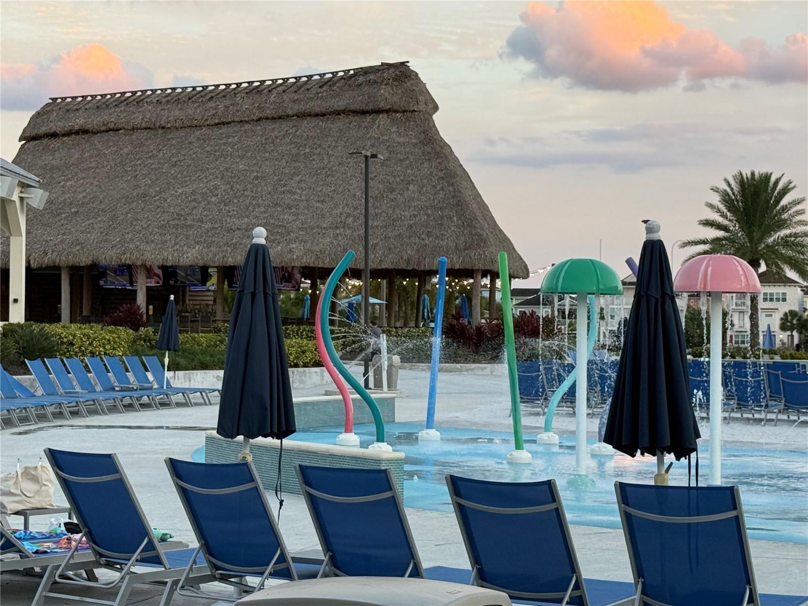 SUNSET WALK HOTEL CONDO PH 1 - Residential