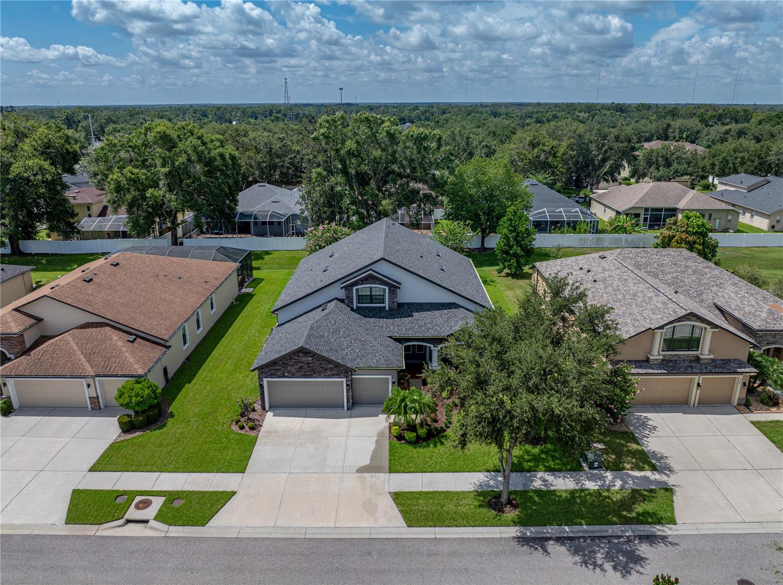 STARLING RIDGE - Residential