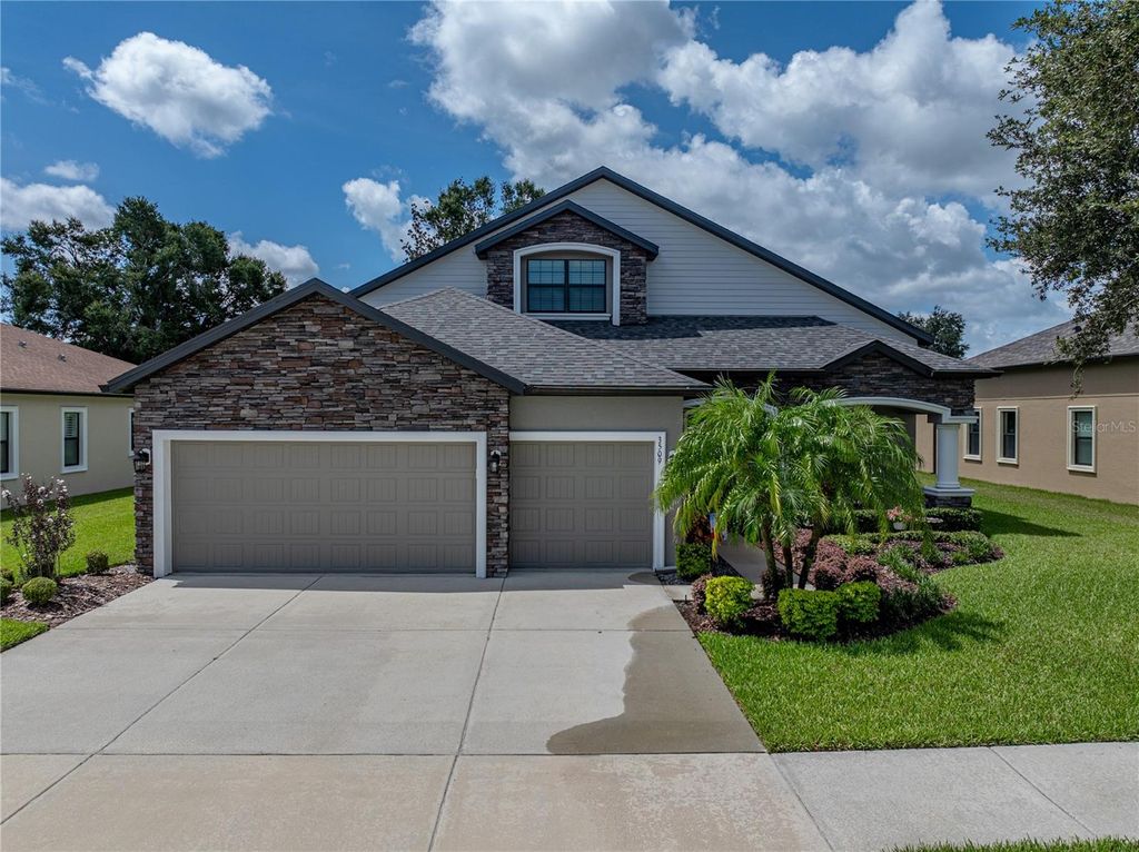 Photo of 3509 Starling Estates Court, Valrico, FL 33596 (MLS # TB8415245)