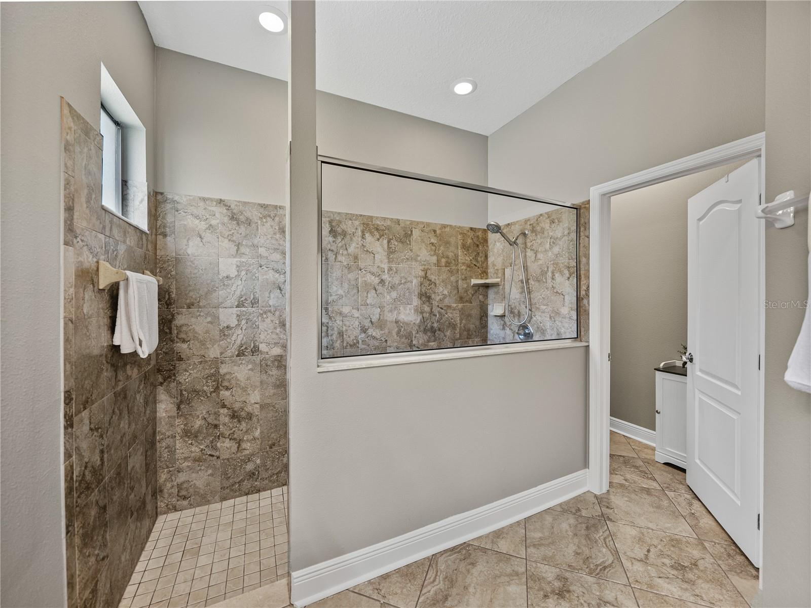 STARLING RIDGE - Residential