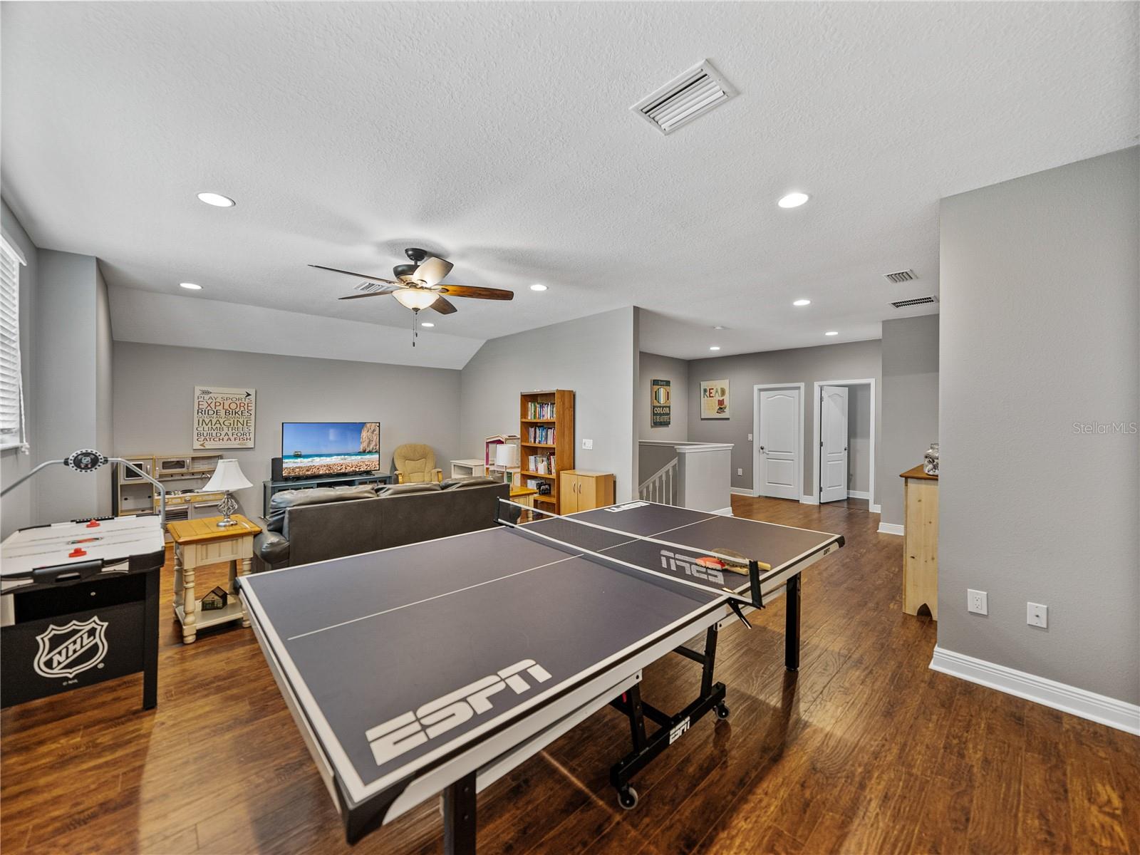 STARLING RIDGE - Residential