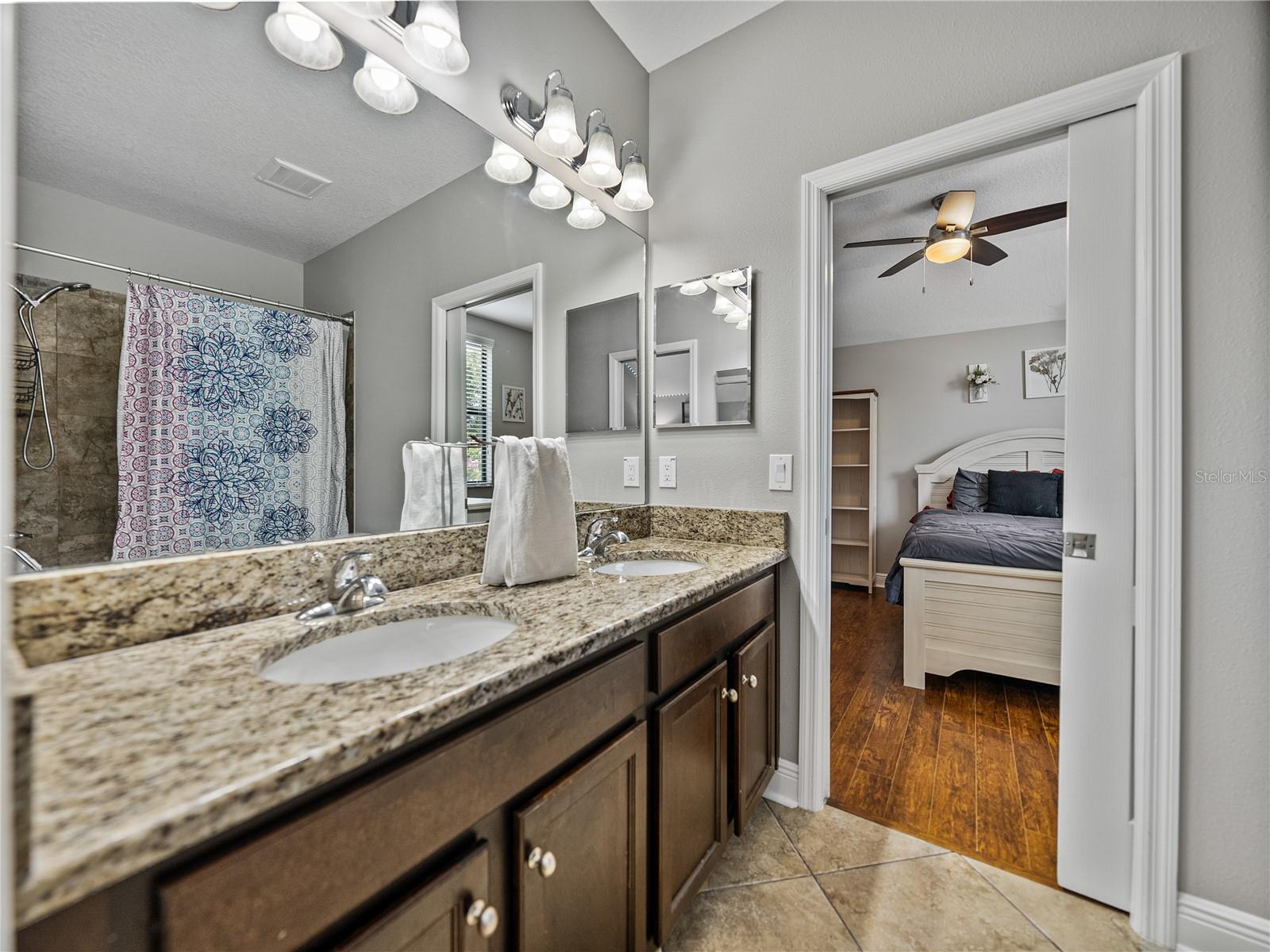 STARLING RIDGE - Residential