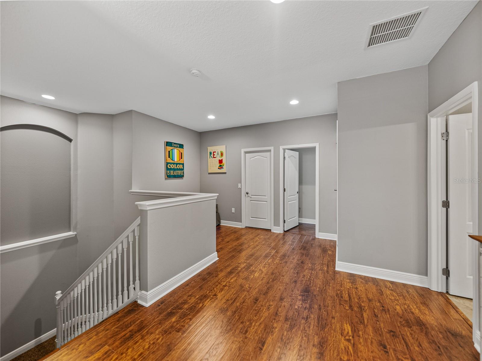 STARLING RIDGE - Residential
