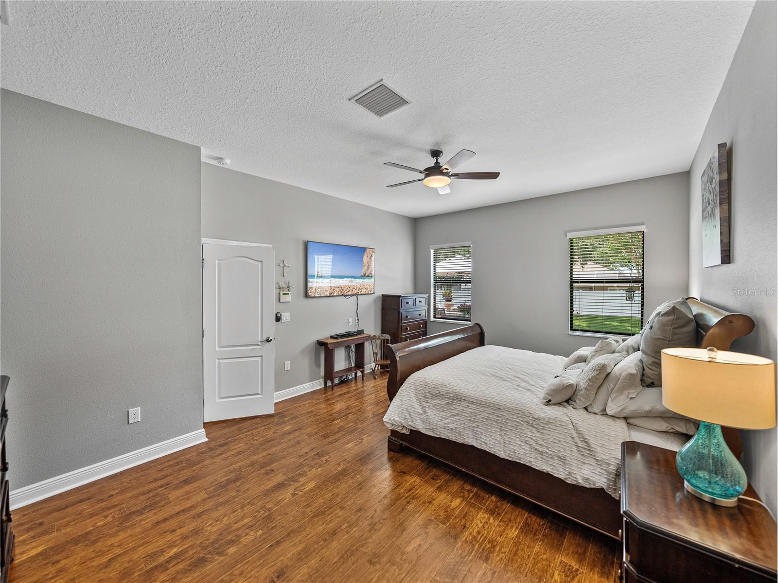 STARLING RIDGE - Residential