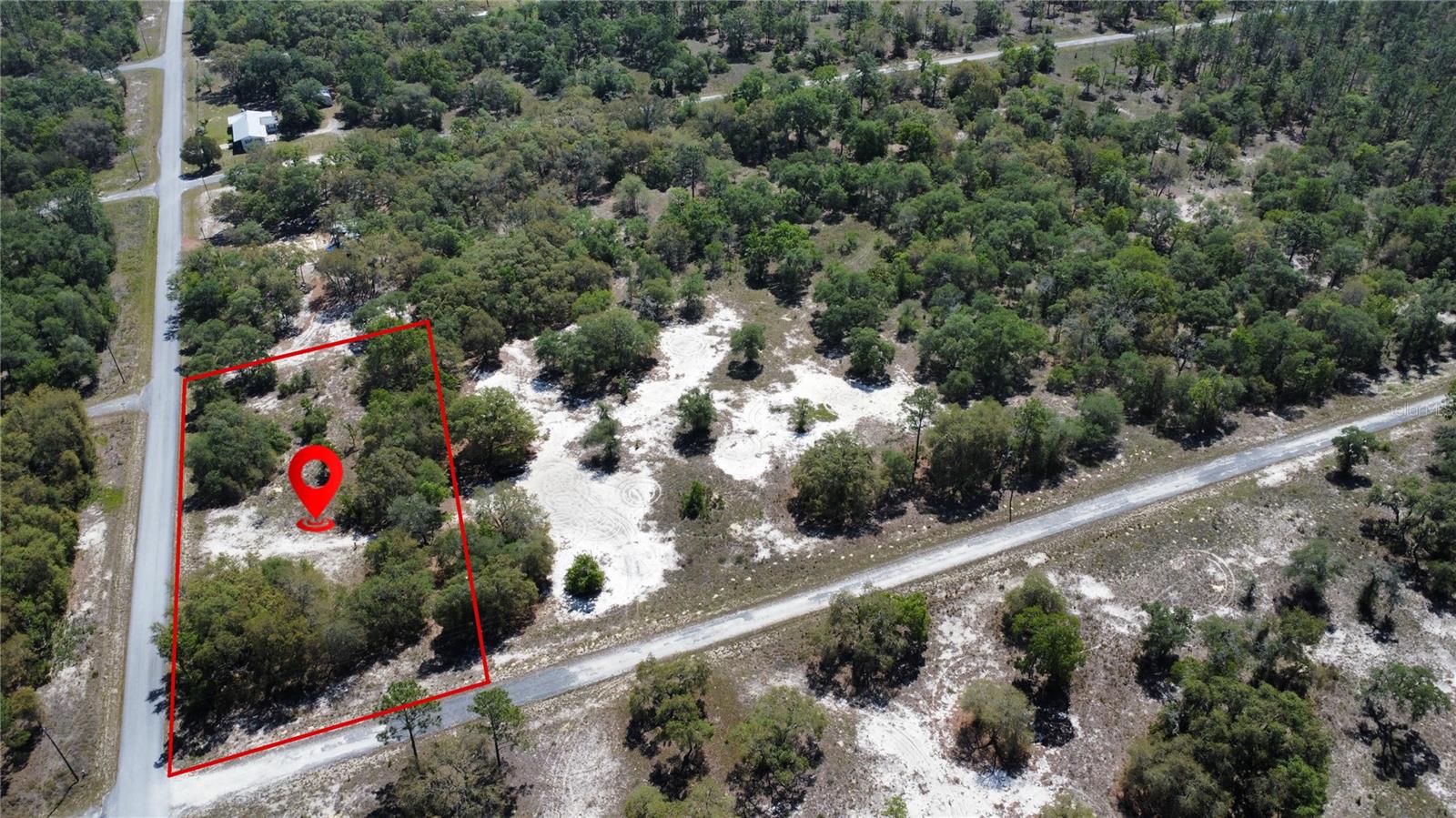 RAINBOW LAKES ESTATE - Land