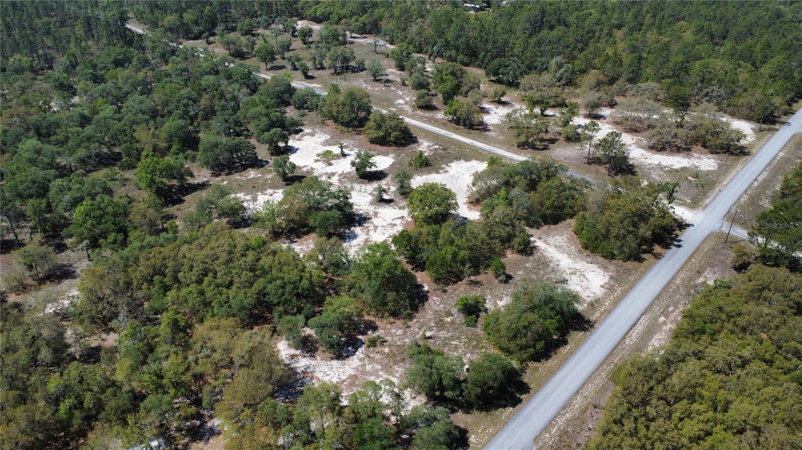 RAINBOW LAKES ESTATE - Land