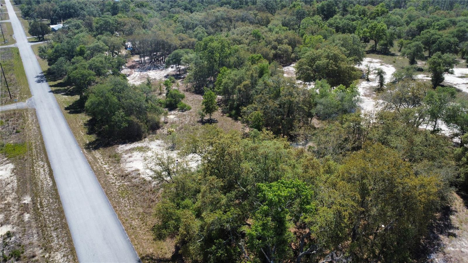 RAINBOW LAKES ESTATE - Land