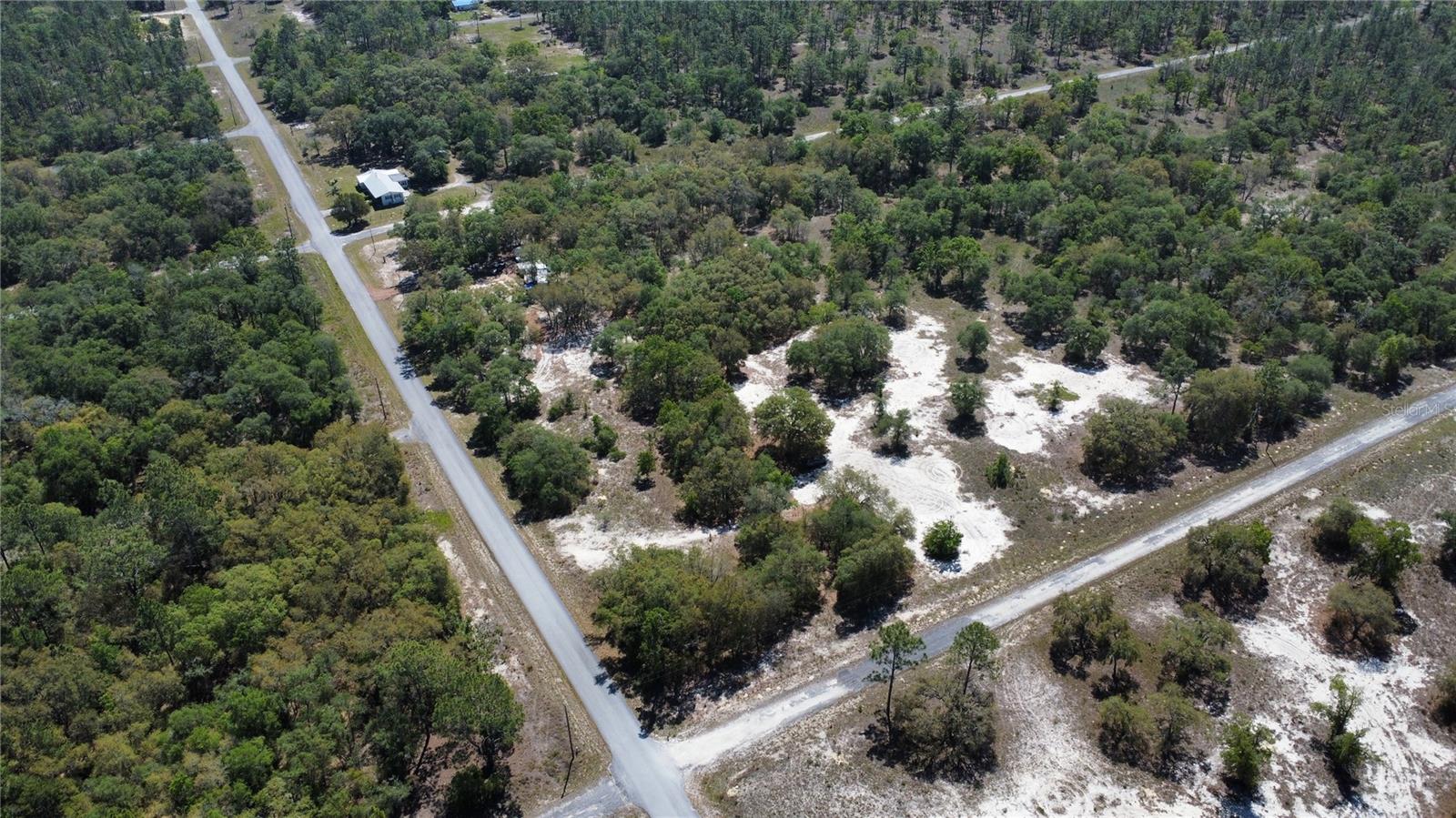 RAINBOW LAKES ESTATE - Land