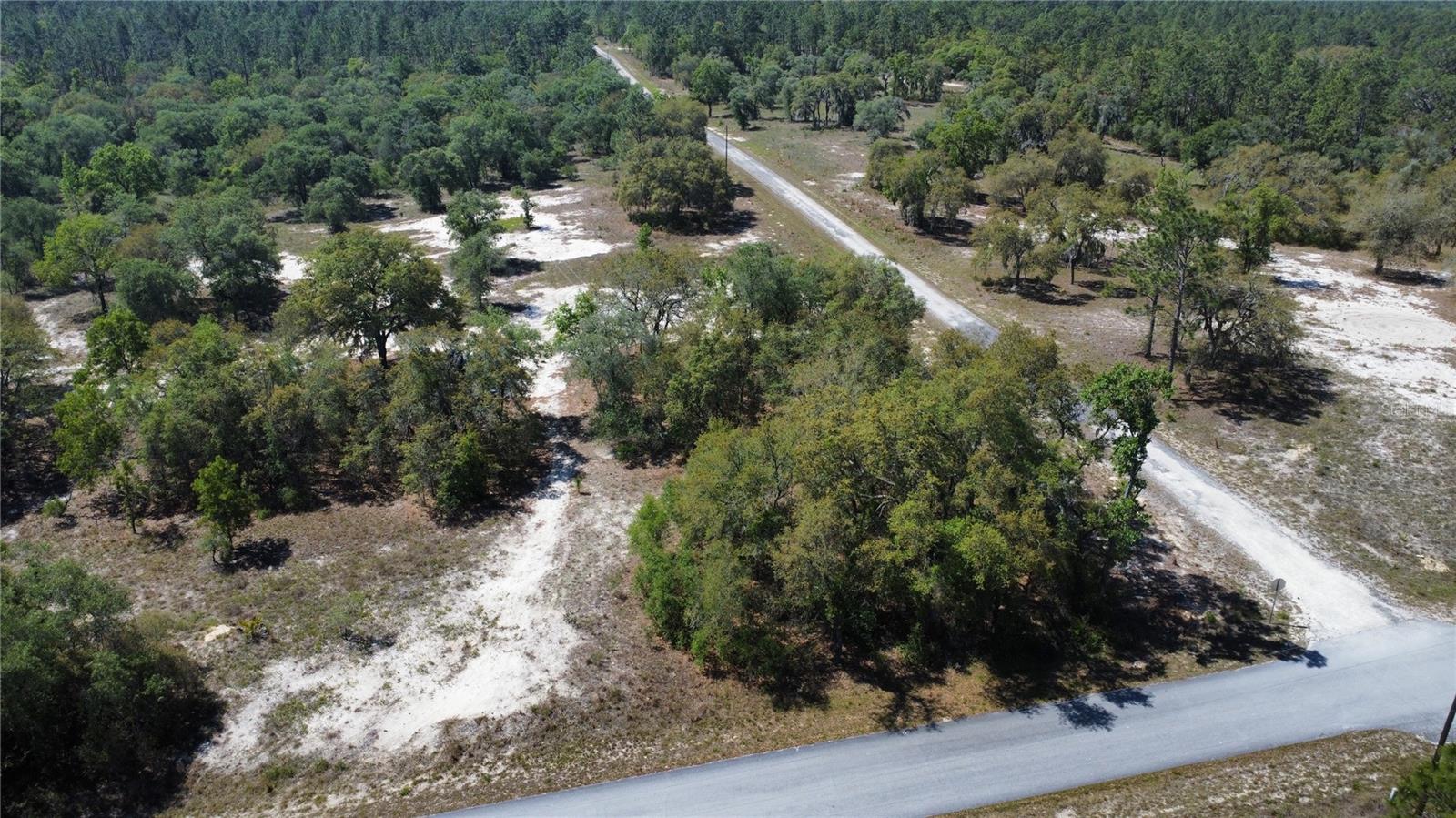 RAINBOW LAKES ESTATE - Land