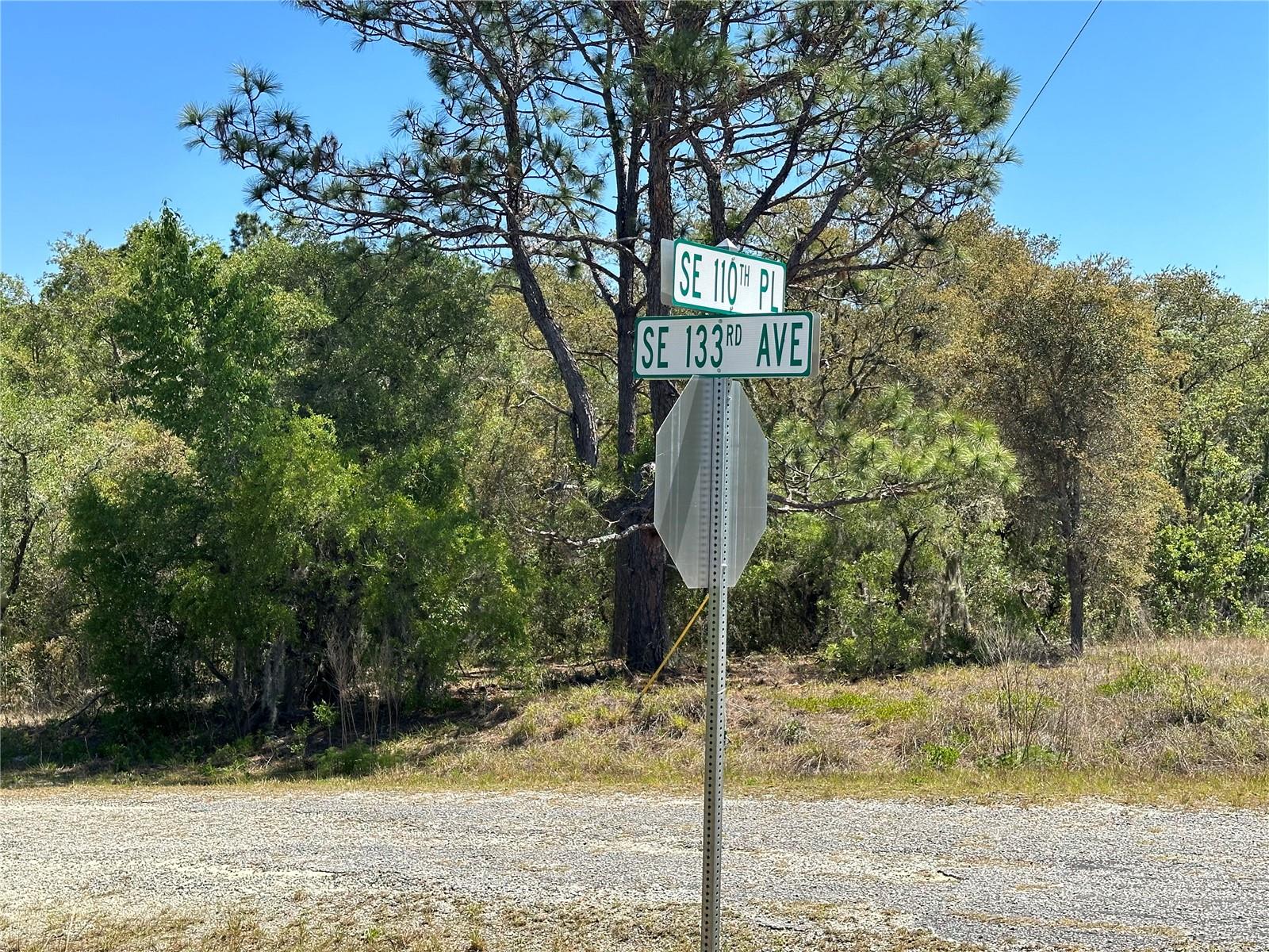 RAINBOW LAKES ESTATE - Land