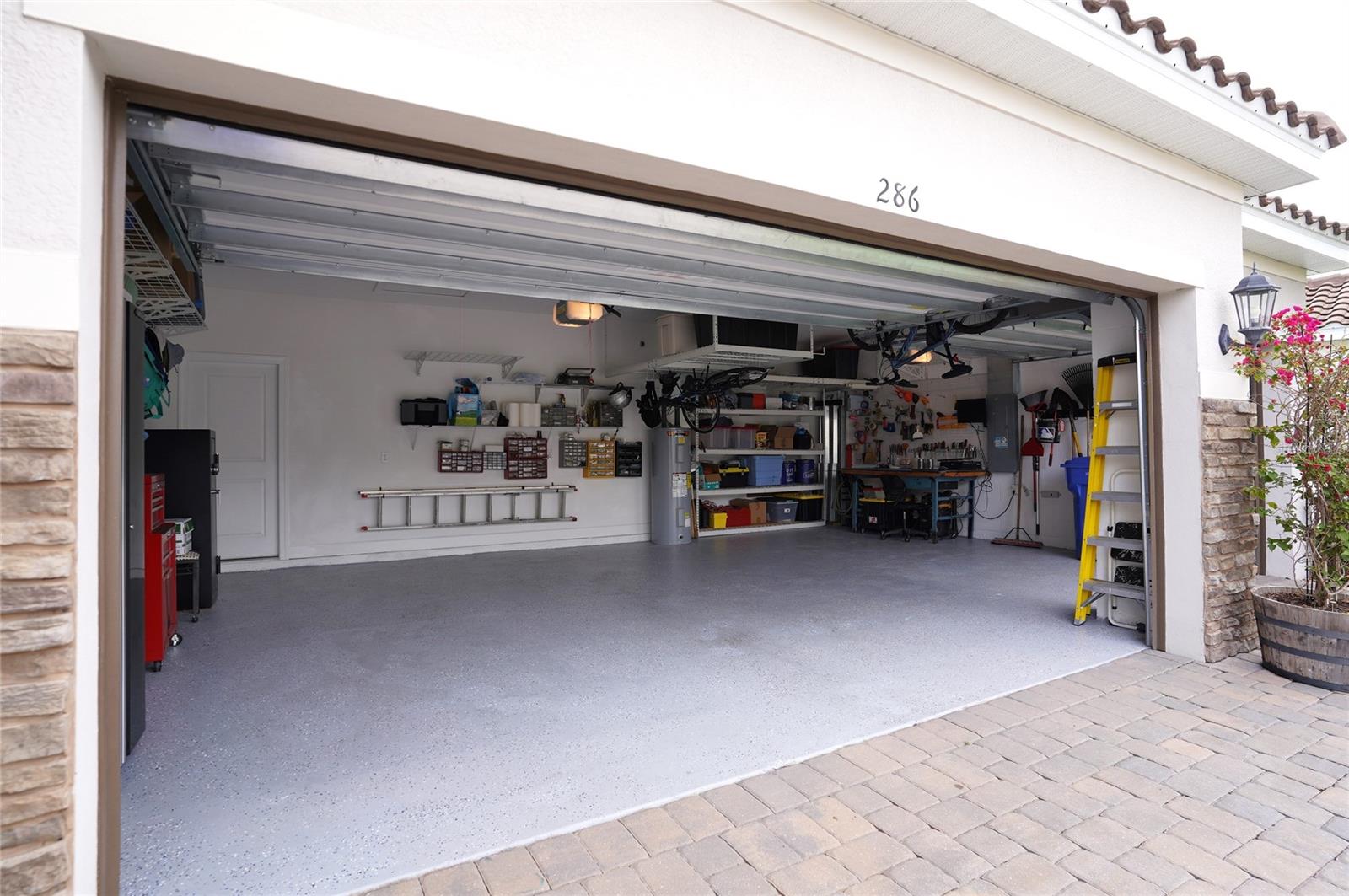 VENICE WOODLANDS PH 1 - Residential