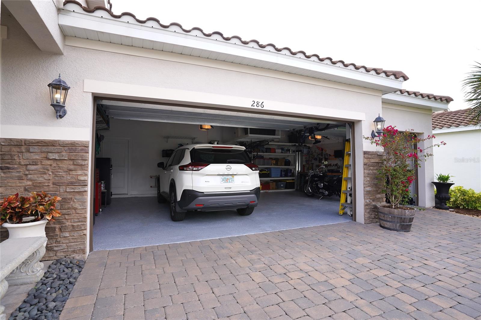 VENICE WOODLANDS PH 1 - Residential