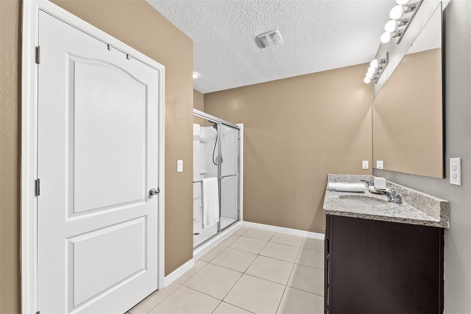 SUMMERS CORNER - Residential